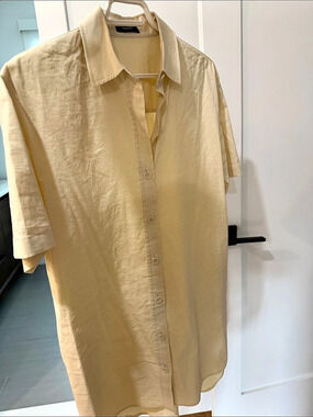 Theory Short Sleeve Button Down short dress in Yellow